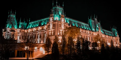iasi foto unsplash