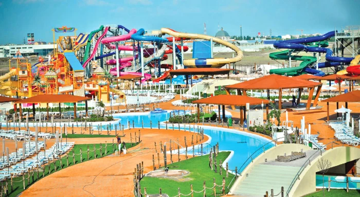 Andreea nu a ratat aproape nici un tobogan din cele 27 ale parcului