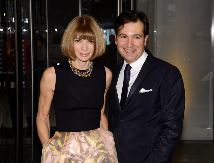 Redactorul-şef al revistei ,,Vogue" Anna Wintour şi Anthony Cenname, publisher la ziarul american WSJ FOTO Getty Images