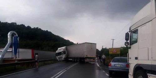 tir accident