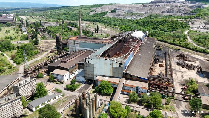 Combinatul siderurgic din Hunedoara este igienizat. Foto: Daniel Guță. ADEVĂRUL