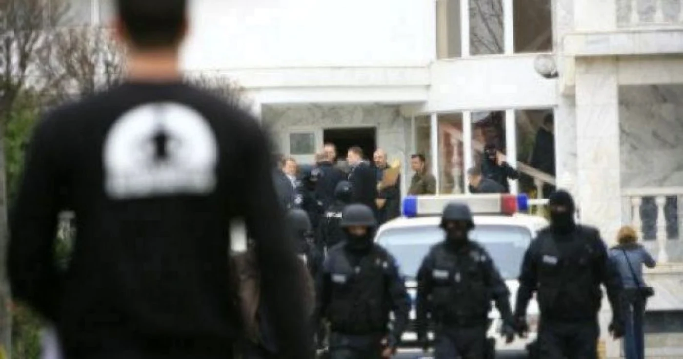Poliţiştii au efectuta patru percheziţii. FOTOArhivă.