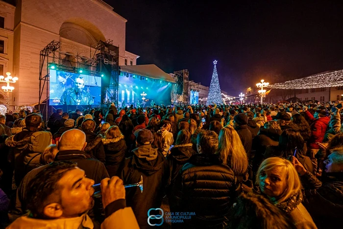 Revelionul din Piața Victoriei FOTO Casa de Cultură a Timișoarei