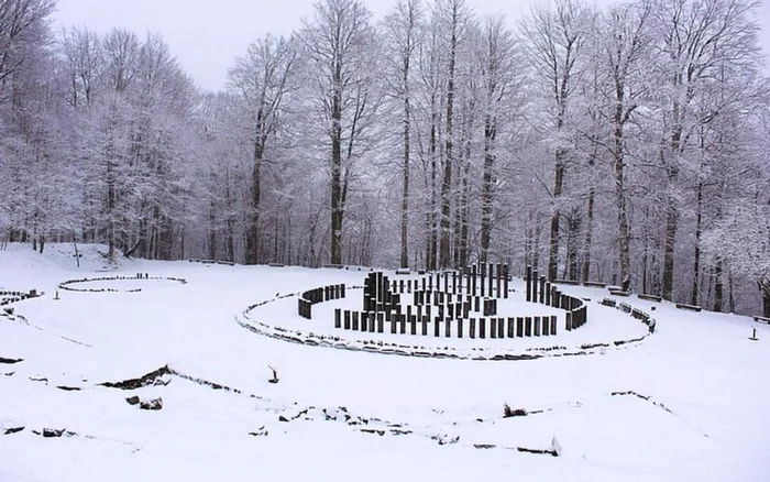 sarmizegetusa regia foto administratia sarmizegetusa regia iarna 2021