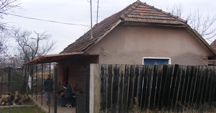 Casa unde locuia tânăra care a decedat la o oră după ce a născut