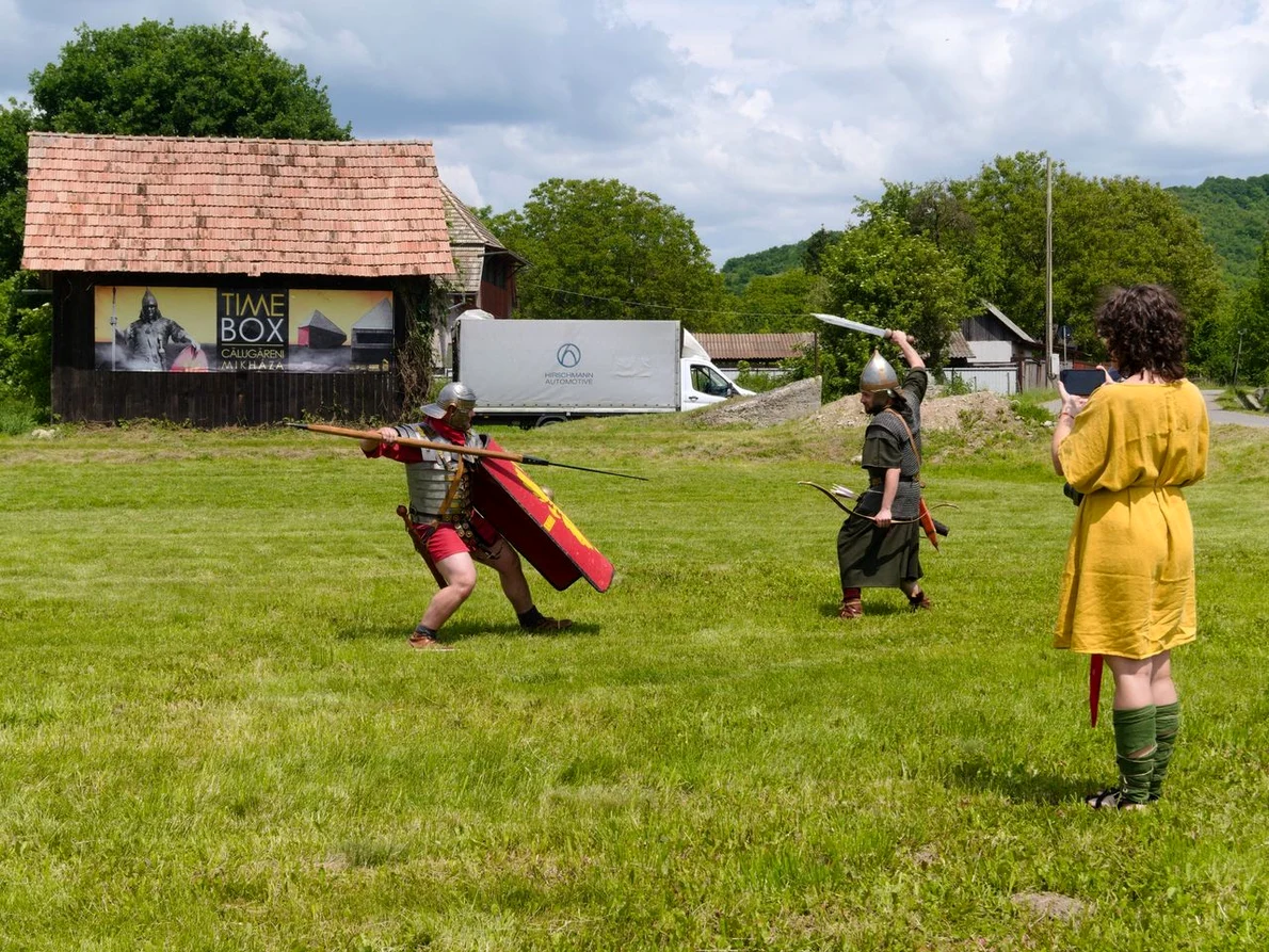 Lumea zeilor și a ritualurilor sacre ale Romei antice va fi readusă la viață la Călugăreni (foto:  Muzeul Județean Mureș)