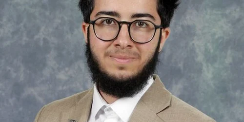 01 Arian Mirzarafie Ahi doua identitati foto Asociatia Accept jpg