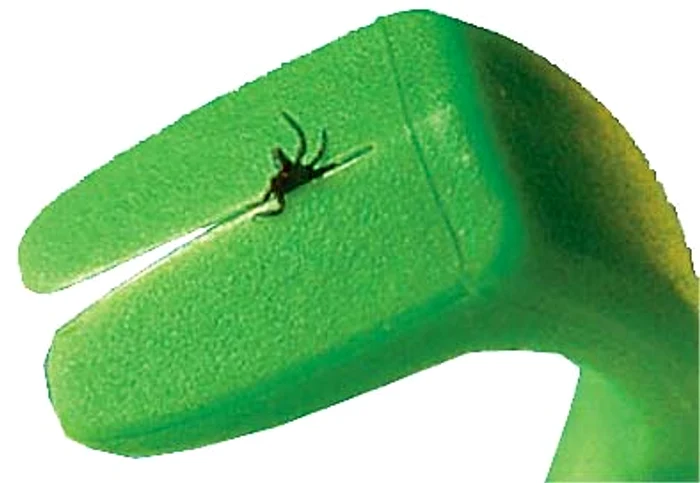 Dispozitivul îl găsiţi şi la noi în ţară şi costă aproximativ 23 de lei