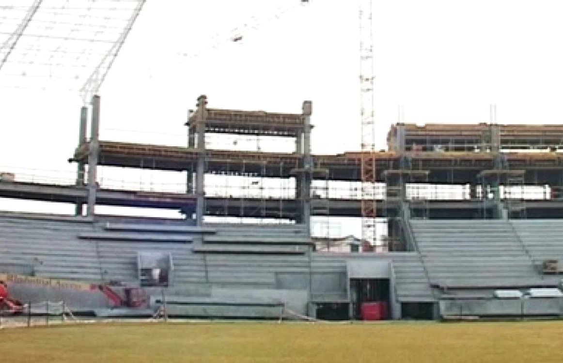 Noua arenă de la Târgu Jiu va găzdui spectacole, manifestări politice şi mai puţin meciuri de fotbal