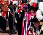Regele Charles, Regina Camilla și pajii de onoare