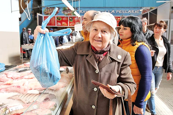 Domnica Obedeneau posteşte şi abia  aşteaptă să pregătească crapul cumpărat