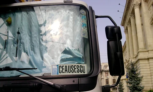 Cu ochii în 3,14 jpeg