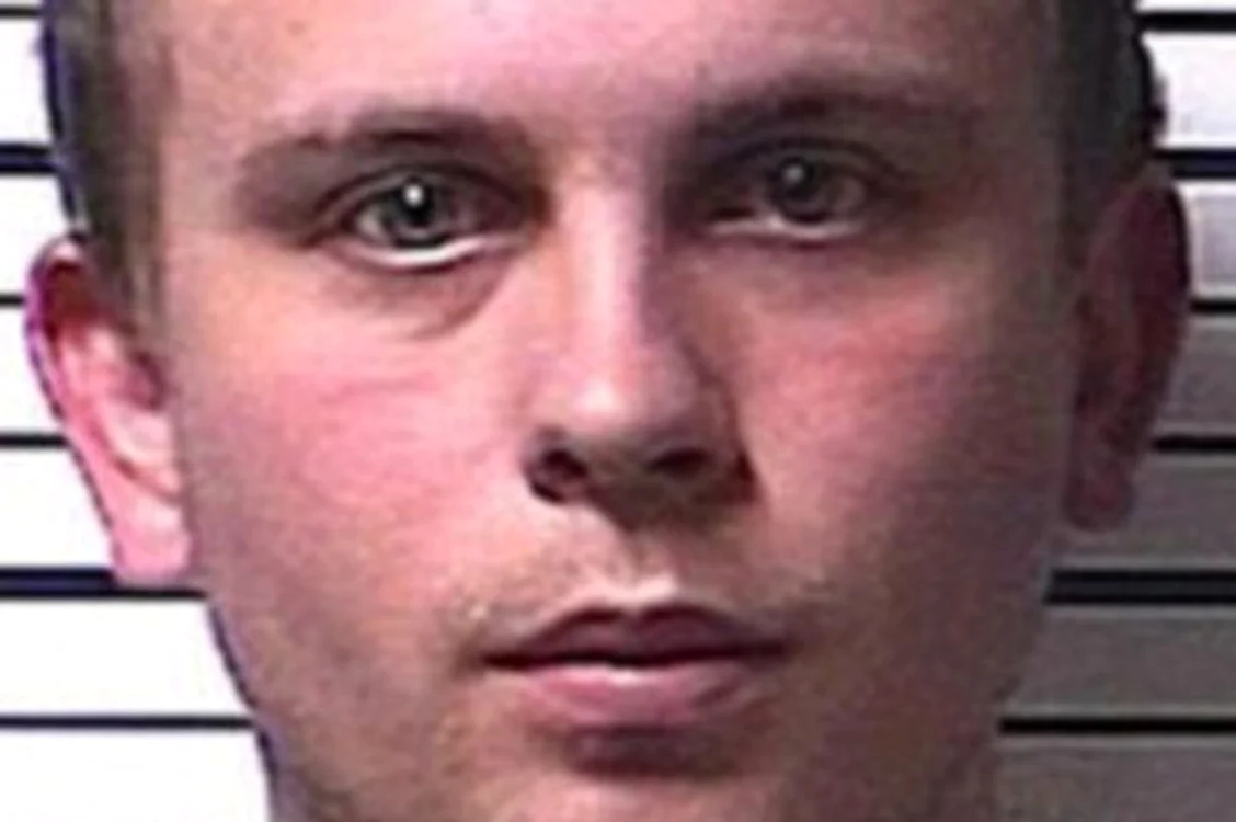 Adam Seaton a fost acuzat că a violat o minoră și a primit o sentință de 15 ani de închisoarefoto: Mirror.co.uk