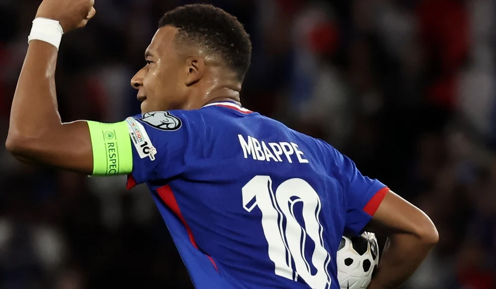 Franța și-a anunțat lotul cu care atacă al treilea titlul mondial la fotbal. Kylian Mbappé este în fruntea „cocoșilor”