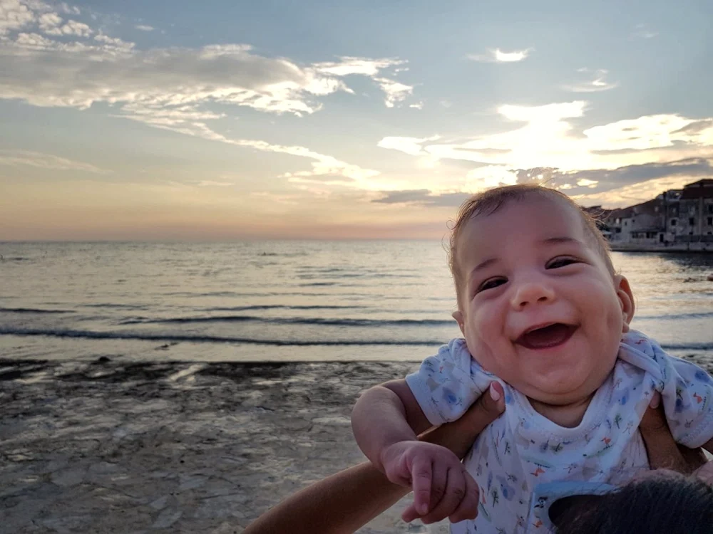 Mihai are nevoie de noi pentru a continua lupta pentru viaţa luiFoto: Click!