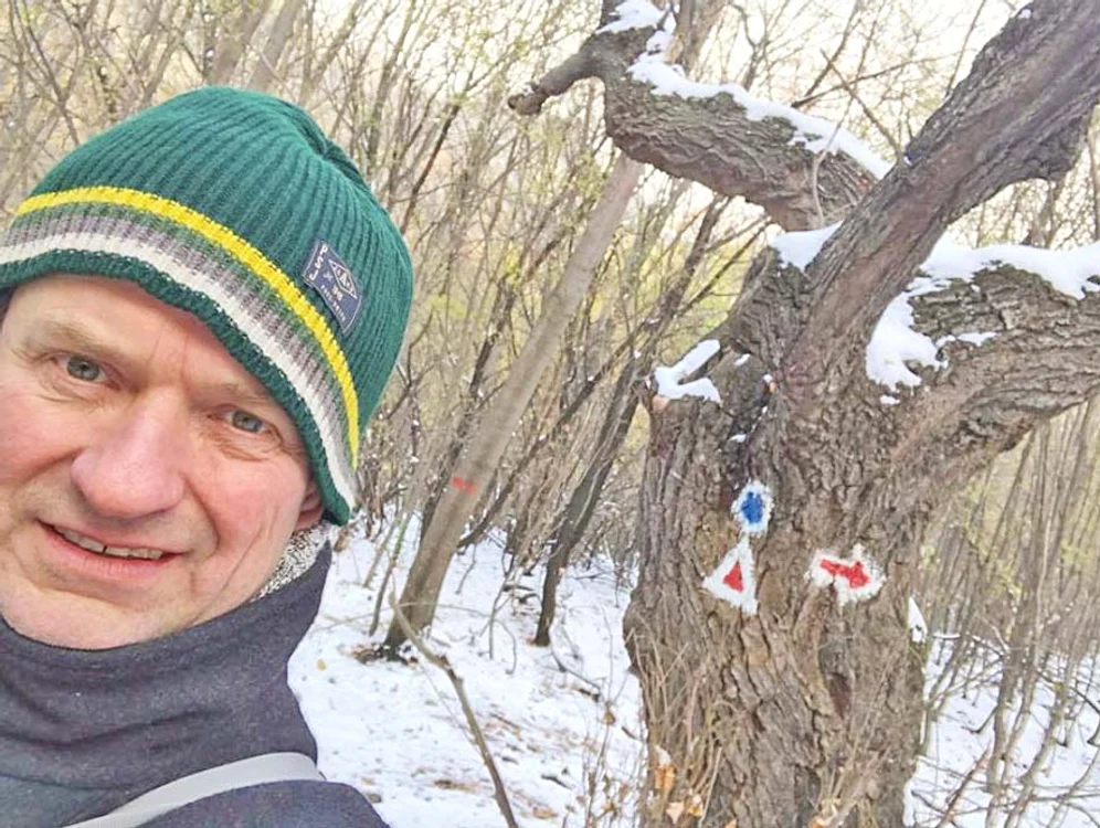 Franz Westerman, lângă copacul din Greci unde a fost descoperită pictura