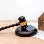 mostenire, foto shutterstock jpg