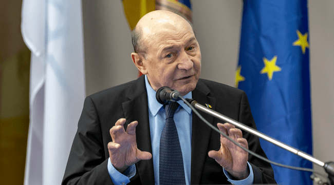 Băsescu apără decizia lui Nicușor Dan de a-l desemna pe Veștea premier, dar îi reproșează o greșeală. Ce îi transmite lui Bolojan