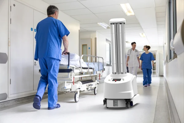 Niciun spital din România nu este dotat cu roboți autonomi de dezinfecție pentru combaterea coronavirusului