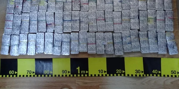 medicamente continut stupefiant foto Poliţia Gorj
