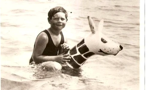 Sejururile Regelui Mihai la Marea Neagra jpeg