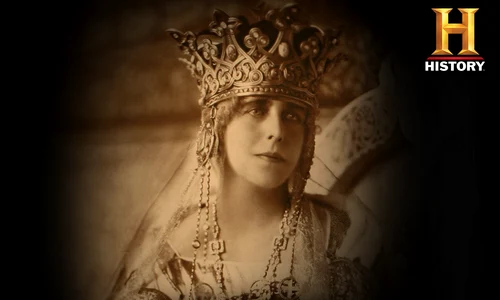 QM PODCAST1080x1080 MS GEN png