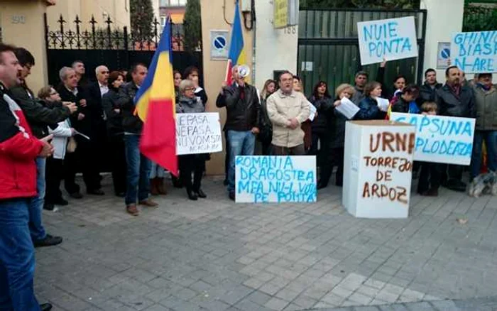 Proteste Madrid FOTO Romani de Pretutindeni/Facebook