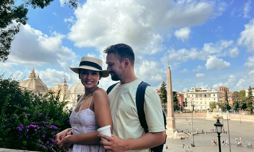Înainte de a pleca la Roma, Oana și Vlad au fost într-o vacanță în Grecia 