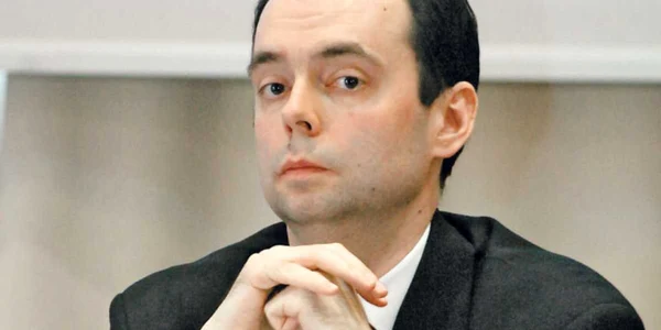 Lucian Anghel, preşedintele CA al Bursei de Valori Bucureşti, Lucian Anghel, dar şi economist-şef al Băncii Comerciale Române