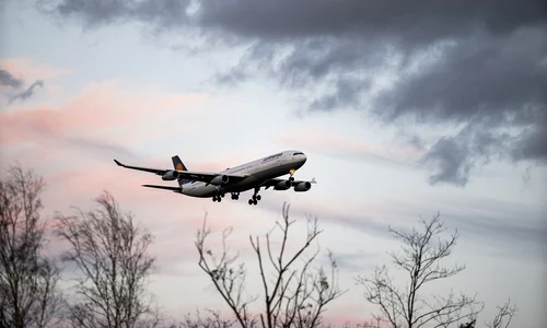 aircraft 4885805 1280 jpg