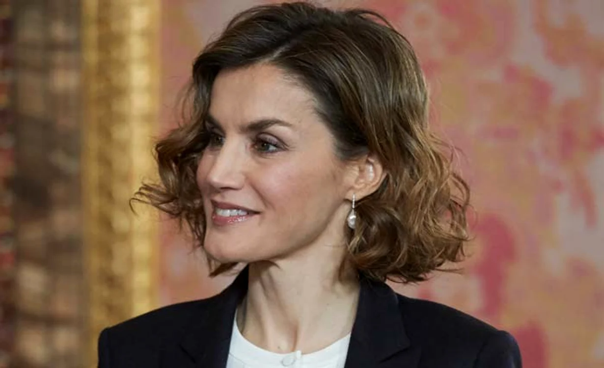 
    Regina Letizia a Spaniei  a afişat un zâmbet forţat foto: Getty Images  