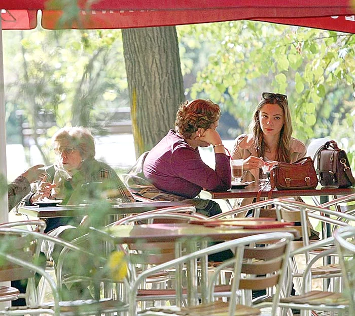 Terasele au fost pline de clienţi