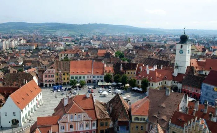 Tema anului 2013 va fi Sibiu SMART - Foto Arhiva Adevărul