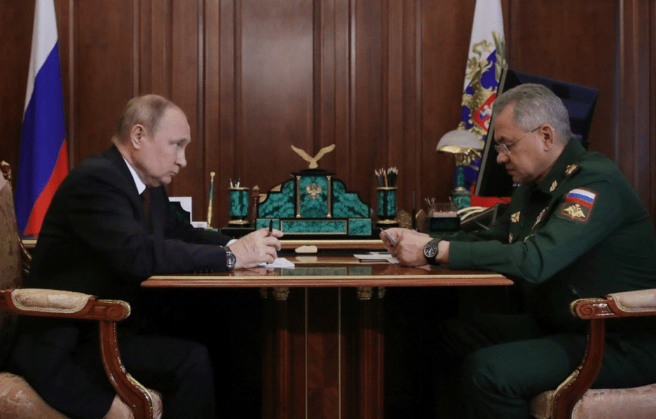 De ce Putin nu l-a demis pe Șoigu după atacul asupra Podului din Crimeea. Teoria unui oficial ucrainean
