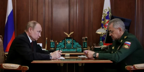 Vladimir Putin si Serghei Soigu FOTO AFP