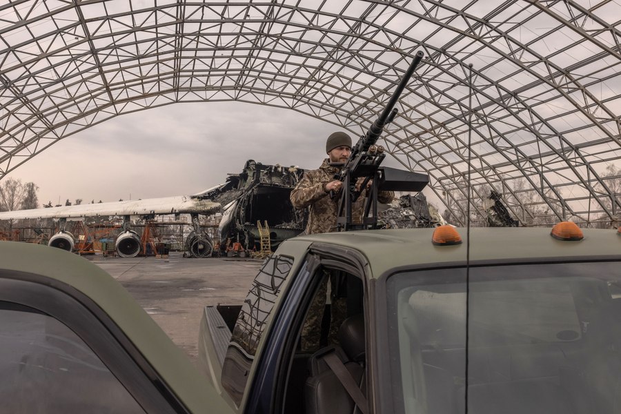 Planul B pentru Ucraina, pe modelul celor două Germanii: țara intră în NATO, dar pierde ce au cucerit rușii 
