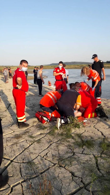 Toate victimele au fost resuscitate, dar fără succes FOTO ISU Neamţ