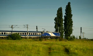 tren cfr calatori vara campie foto shutterstock