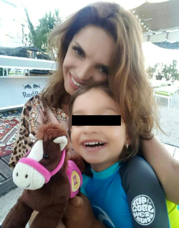 Aida este mezina familiei