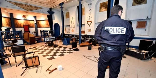 Templul masonic din Tarbes devastat de Vestele galbene FOTO Laurent Dard DDM