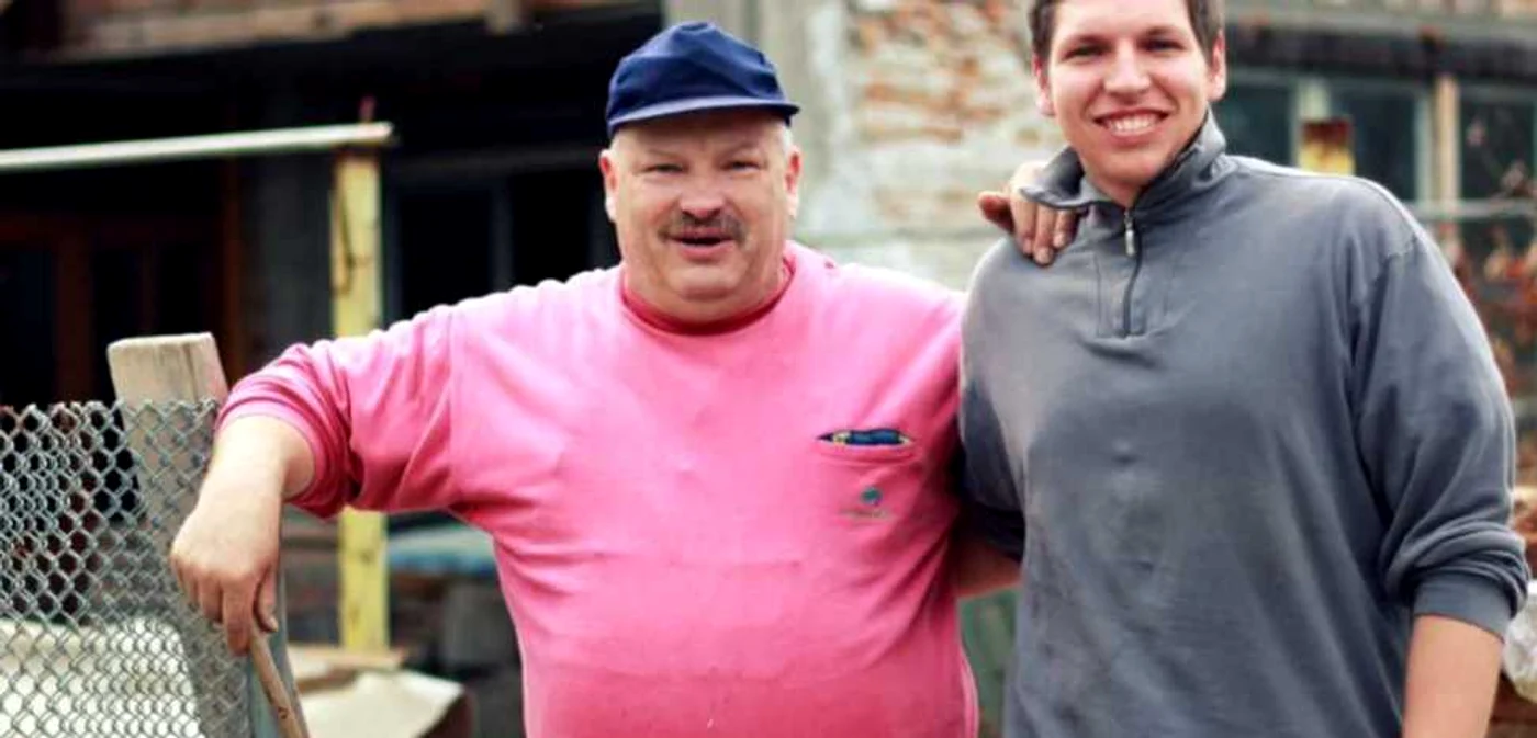 Johann şi fiul său, Richard, s-au întors deocamdată doar în concediu în Romos. D.G.