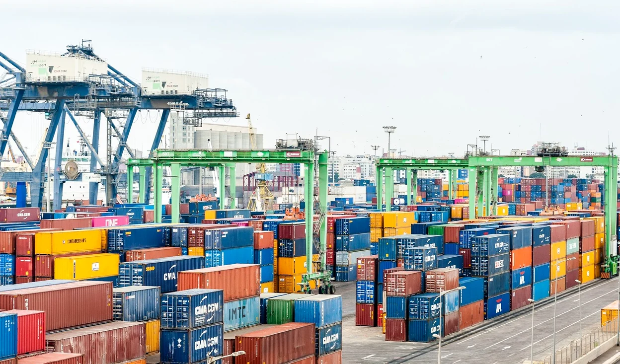 Deficitul comercial al României a crescut cu două miliarde euro în 2019 față de 2018
