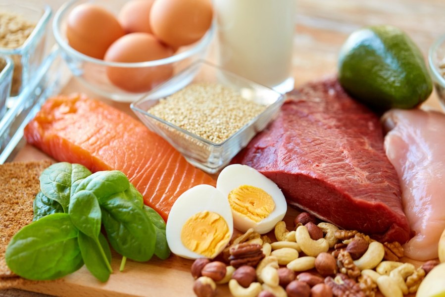 Ordinea corectă a alimentelor la masă: cum să te saturi mai repede și să ții poftele sub control