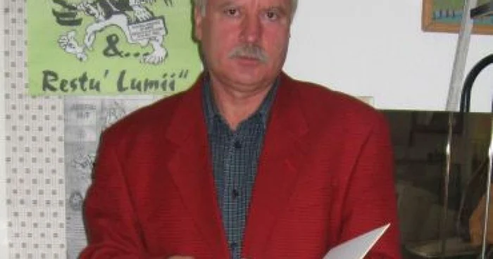 Slatina: Florian Cârstea este cel mai bătrân bibliotecar din Olt