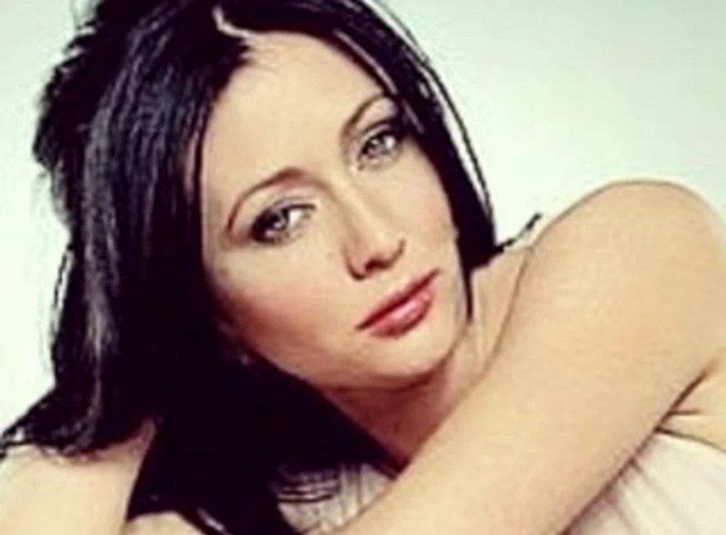 
    Brenda din "Beverly Hills" își găsește curajul de a lupta contra cancerului în persoanele dragi eiFoto Instagram  
