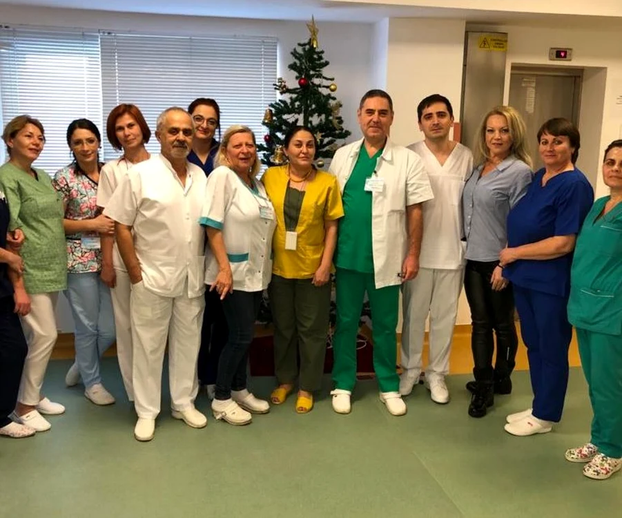 Echipa care a înregistrat premiera medicală
