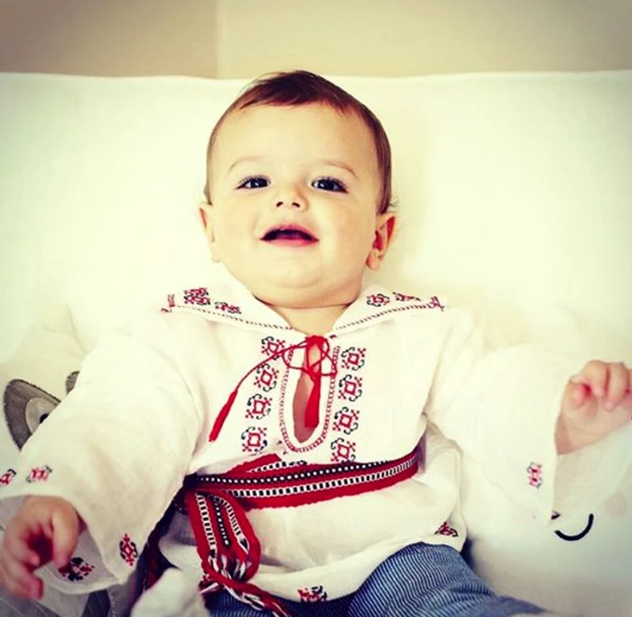 Nepoțelul lui Morar a purtat o ie de Ziua Națională a României