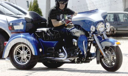 Gabi Balint are un  motor asemănător jpeg