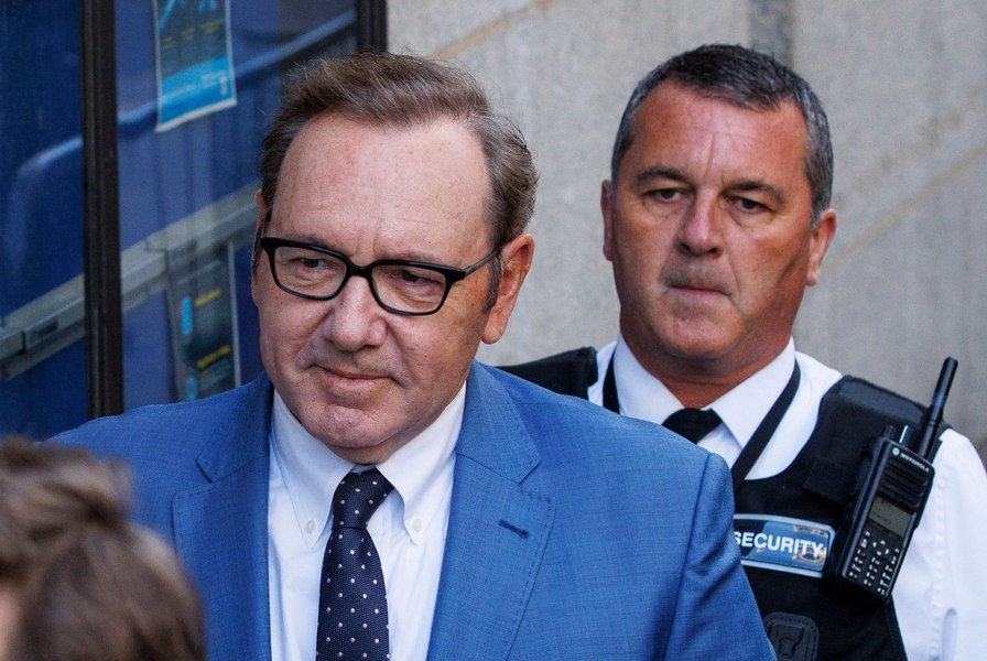 Kevin Spacey „este un agresor sexual” care nu respectă limitele. Acuzații grave aduse în fața instanței 