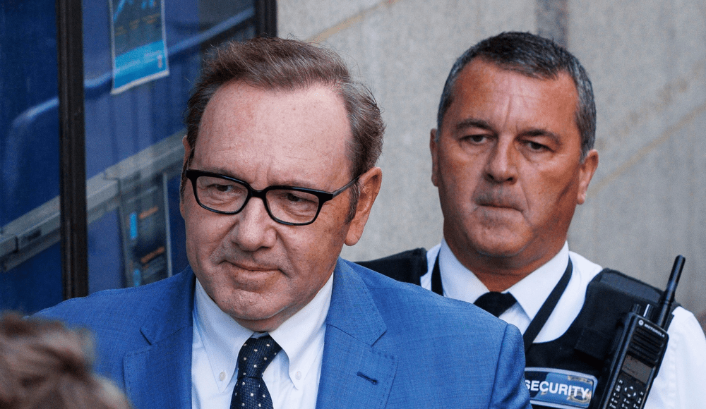 Actorul Kevin Spacey, inculpat pentru noi agresiuni sexuale în Marea Britanie
